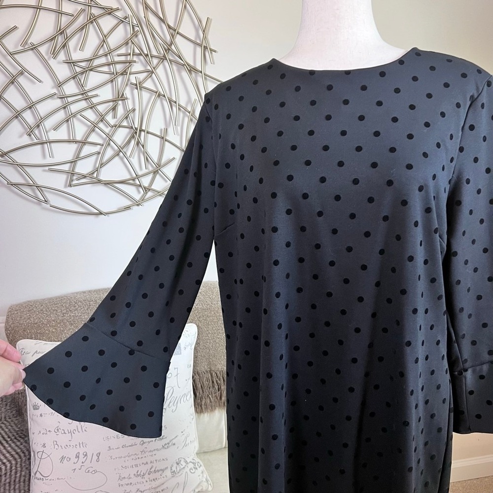 Old Navy Black Polka Dot Shift Dress Bell Sleeve Zip Back XL - Picture 2 of 8